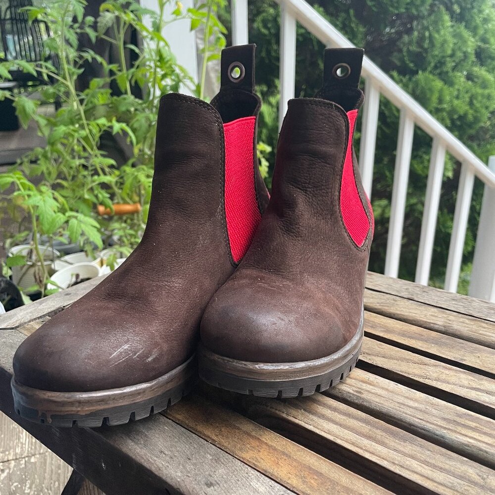 Bueno women’s Florida brown leather suede small heel ankle chelsea booties